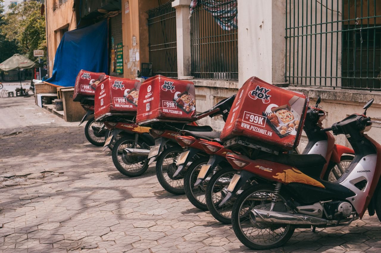Indians Nationwide Order Food for Student Protesters in Delhi